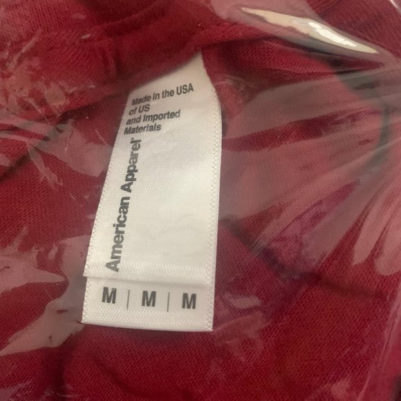 NWT AMERICAN APPAREL FINE JERSEY SHORT SLEEVE V-NECK T-SHIRT CRANBERRY XXS, MED. - Picture 7 of 8